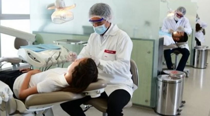 La UBA realizó una jornada gratuita de atención en distintas áreas de salud