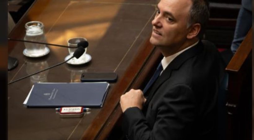 La oposición presiona en el Congreso para voltear a Adorni y el PRO no descarta dar quórum