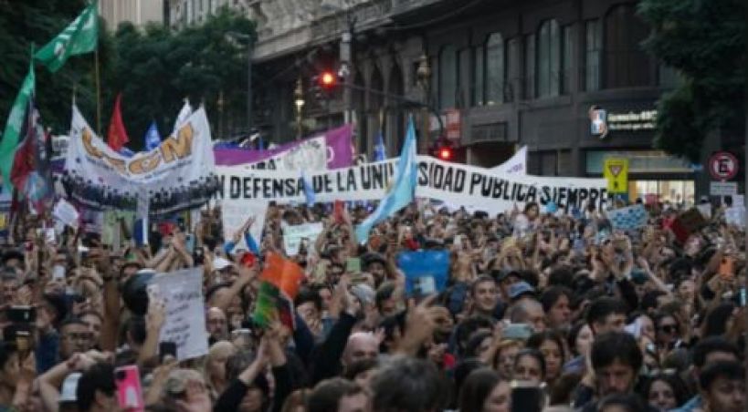 Victoria Villarruel respaldó el reclamo salarial y pidió 